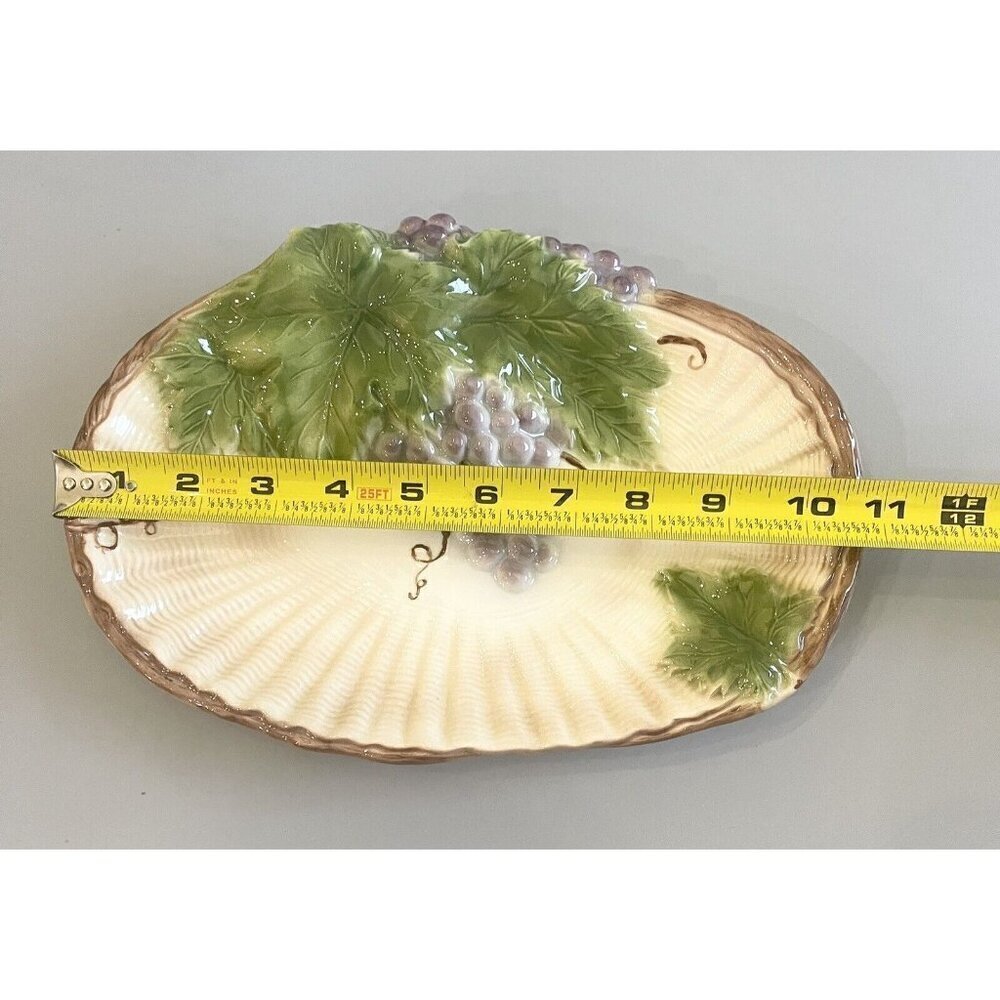 Majolica Platter Grapes 10.5x7.5” Leaves Plate Dish Oval Clamshell Pottery - Picture 4 of 6